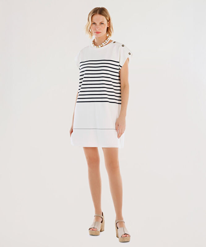 Düğme Detaylı Kolsuz Kısa Elbise