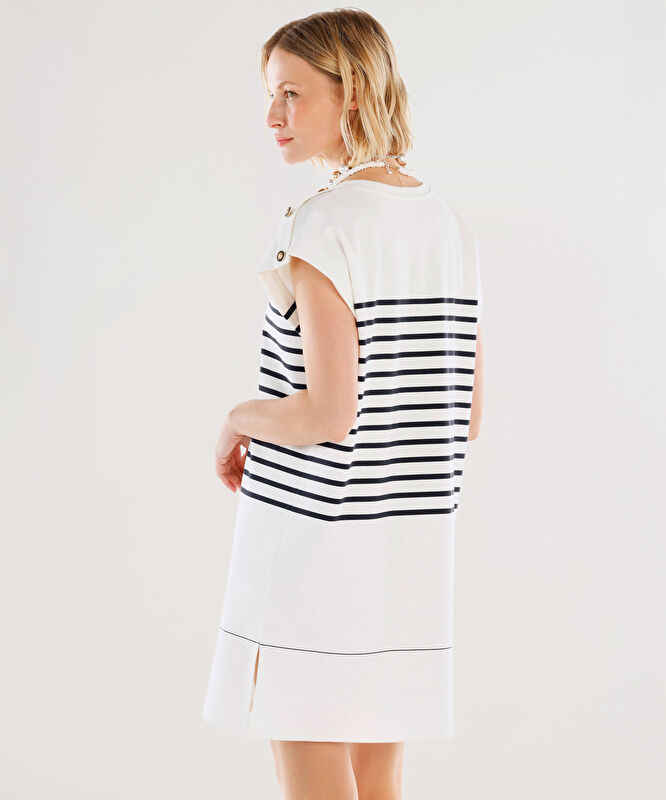 Düğme Detaylı Kolsuz Kısa Elbise