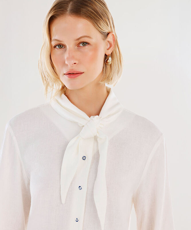 Yaka Detaylı Gömlek