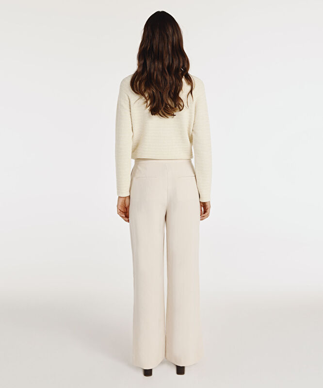 Kruvaze Kapamalı Düz Kesim Pantolon