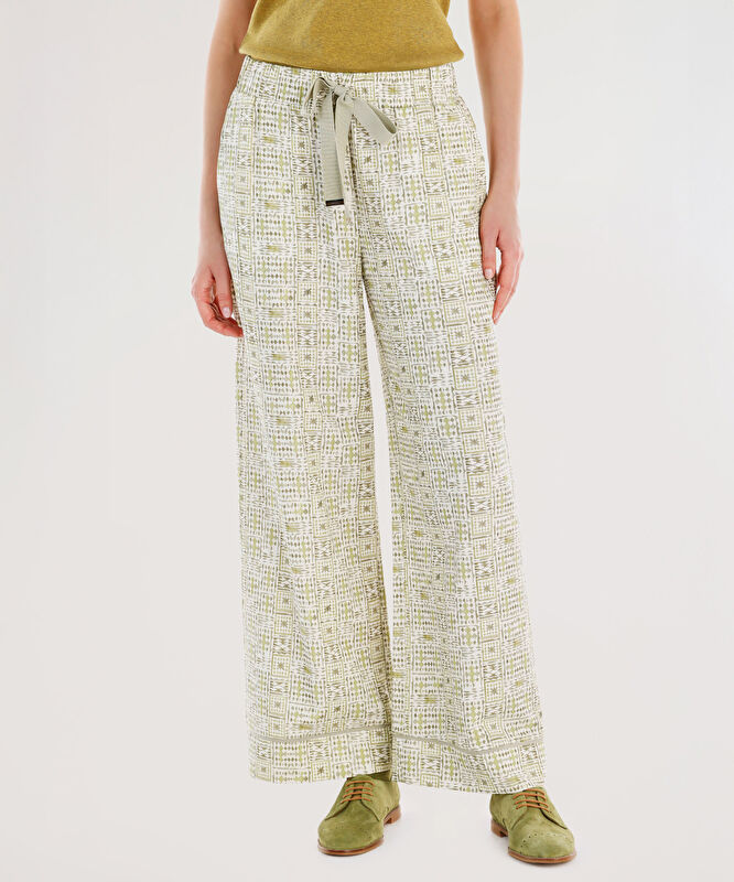 Bağlama Detaylı Pantolon