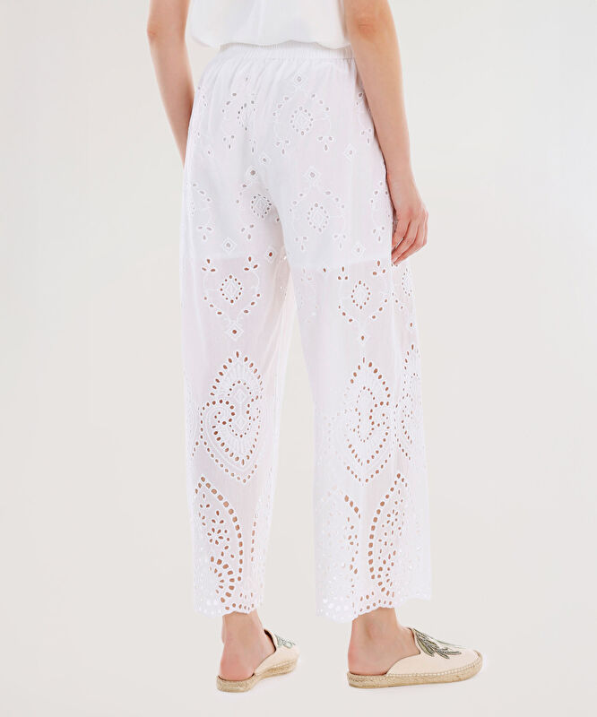 Brode Detayli Uzun Paçalı Pantolon