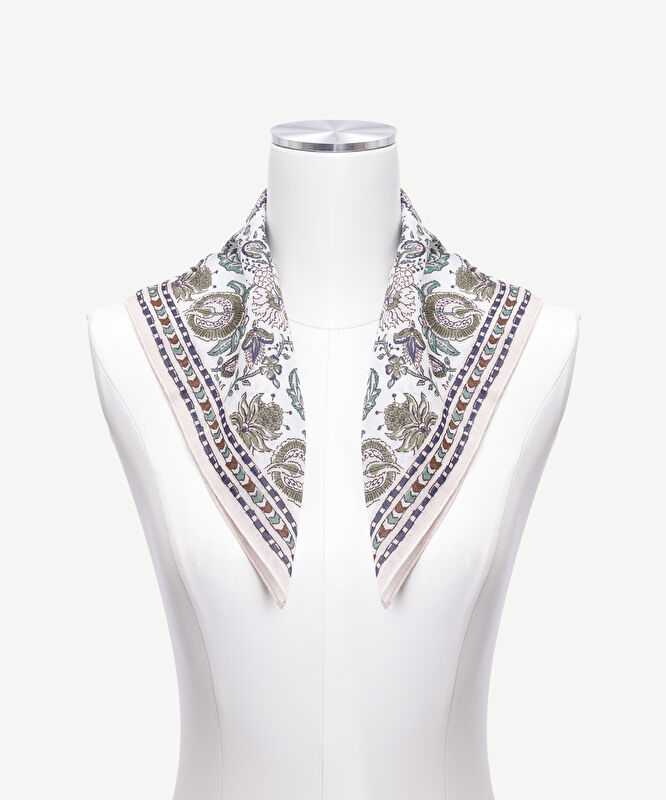 Karışık Desenli Fular