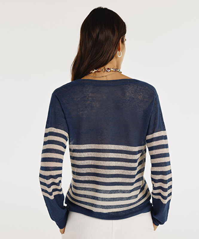 V Yaka Uzun Kollu Kazak