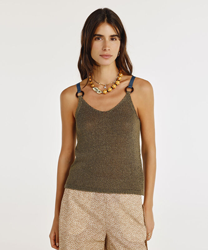 Askı Detaylı Triko