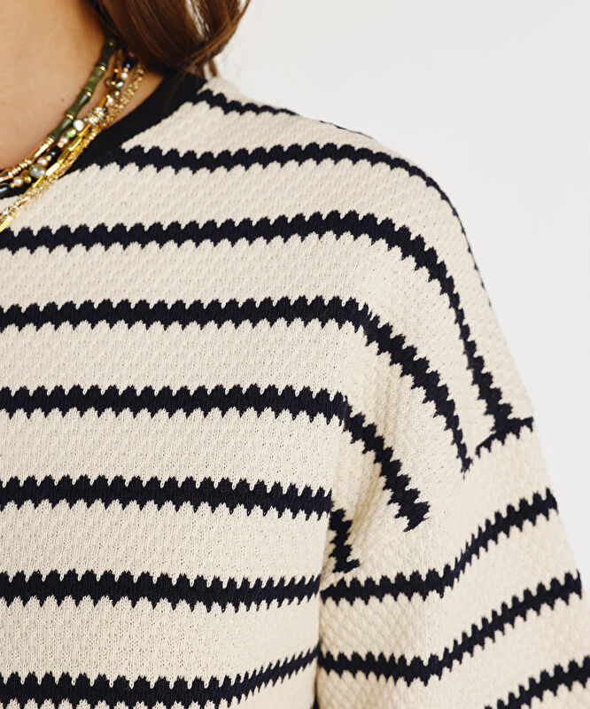 Düşük Omuzlu T-shirt