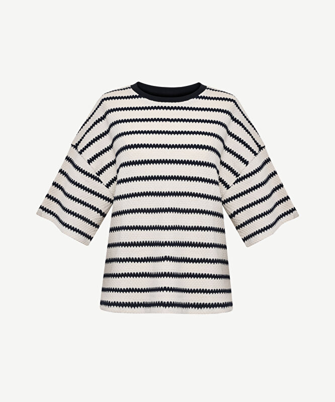 Düşük Omuzlu T-shirt