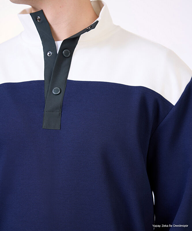 Pamuk Regular Dik Yaka Uzun Kol Sweatshirt
