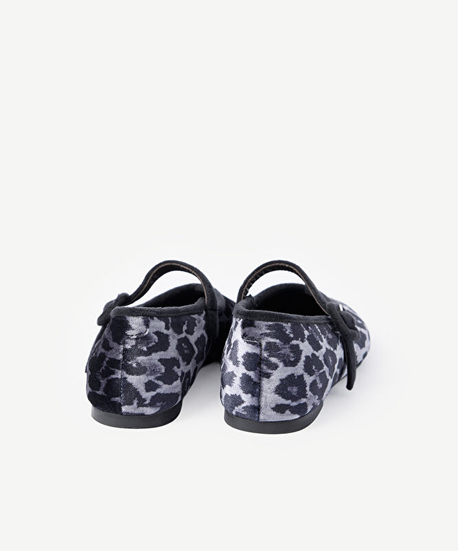 Leopar Baskılı Kadife Mary Jane Babet