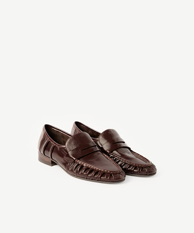 Parlak Deri Loafer