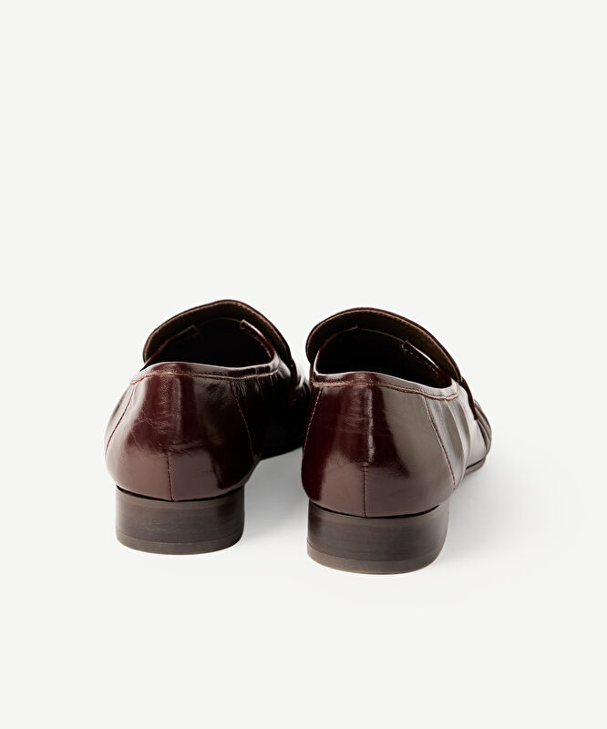 Parlak Deri Loafer