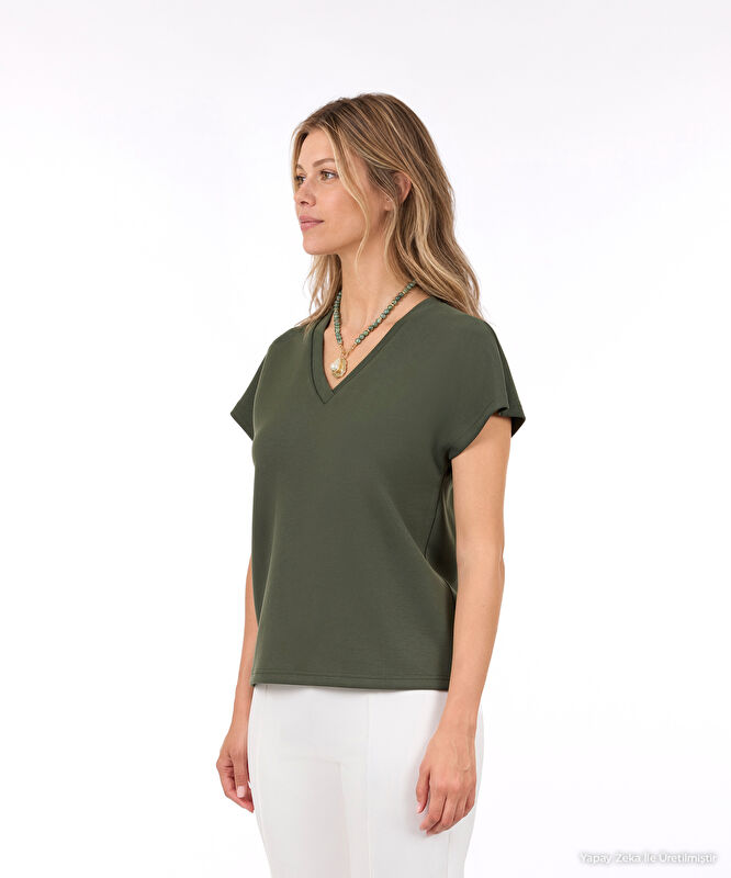 Regular V Yaka Kısa Kol T-shirt