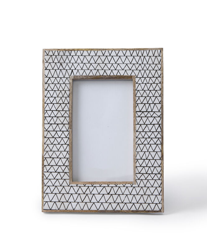 Çizgi Desenli Dikdörtgen Çerçeve(16x21 Cm)