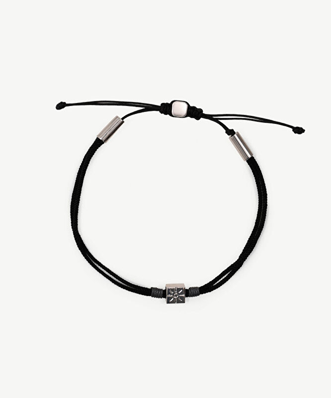 Metal Aksesuarlı İp Bileklik