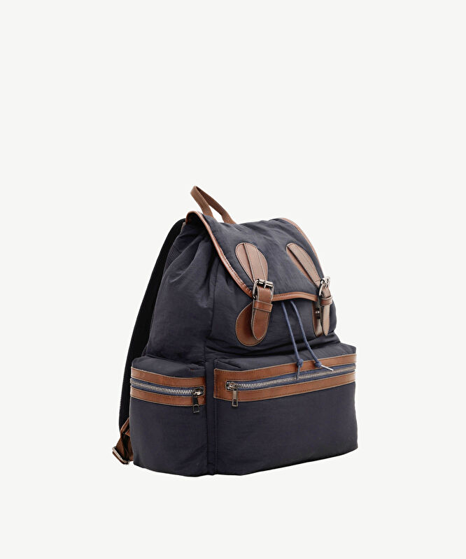 Suya Dayanıklı Cepli Sırt Çantası