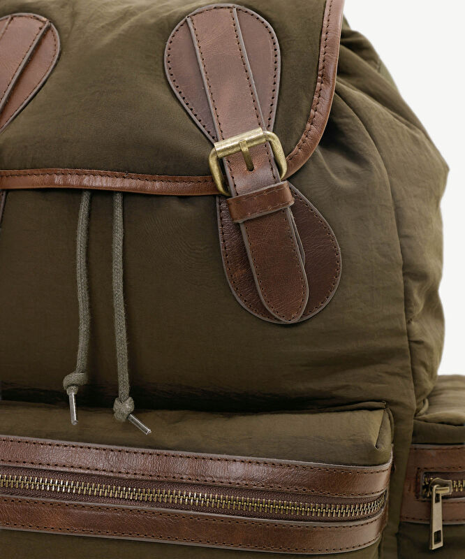 Suya Dayanıklı Cepli Sırt Çantası