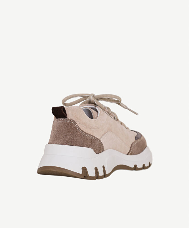 Kalın Tabanlı Süet Spor Ayakkabı