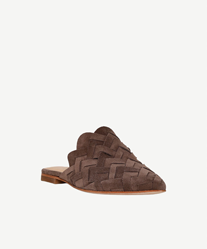 Sivri Kapalı Burunlu Süet Örgü Terlik