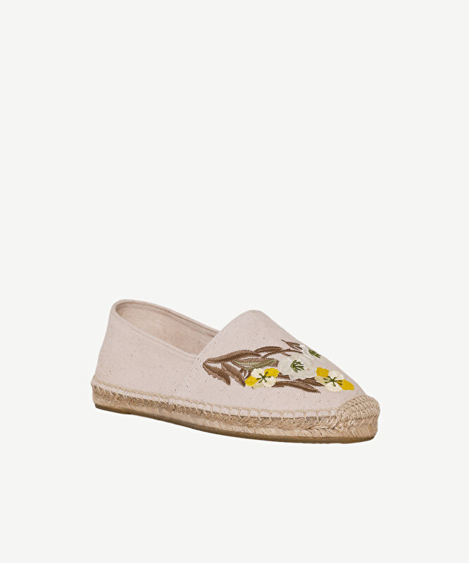 Küçük Çiçek Desenli Nakış İşleme Espadril