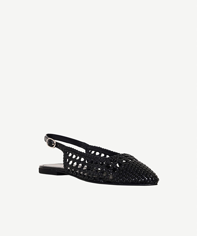 Arkası Açık Sivri Burunlu Örgü Ayakkabı