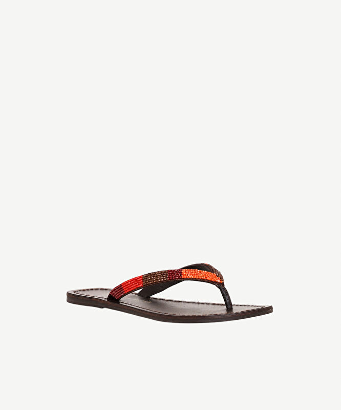 Parmak Arası Boncuk İşlemeli Deri Terlik