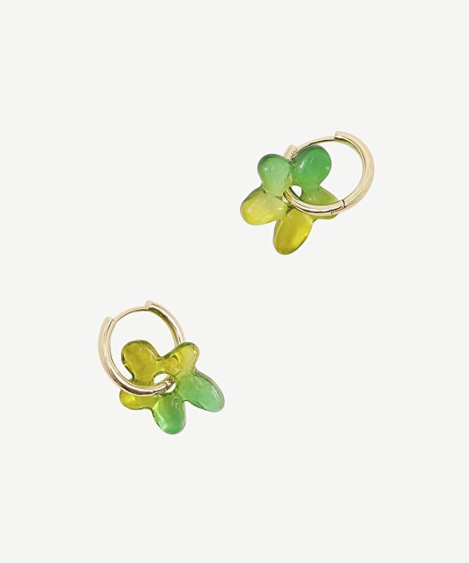 Çiçek Charmlı Halka Küpe