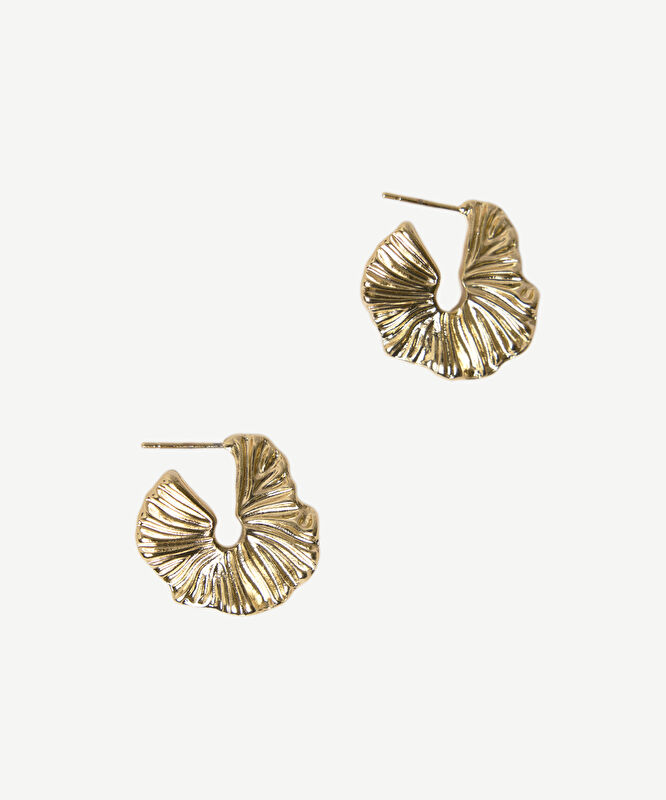 Kabartma Dokulu Gold Küpe