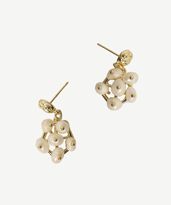 İnci Detaylı Küpe