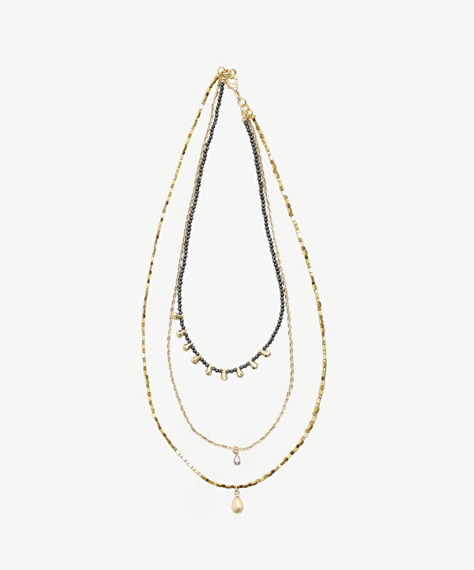 Üç Sıralı Hematit İçerikli Kolye