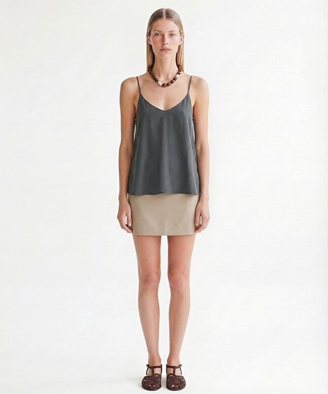 Regular V Yaka Askılı Bluz