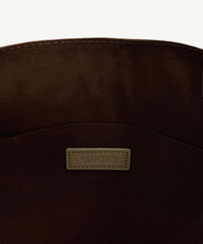 Kilit Detaylı Deri Omuz Çantası