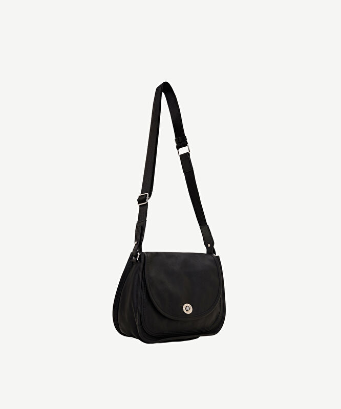 Kilit Detaylı Deri Çapraz Çanta