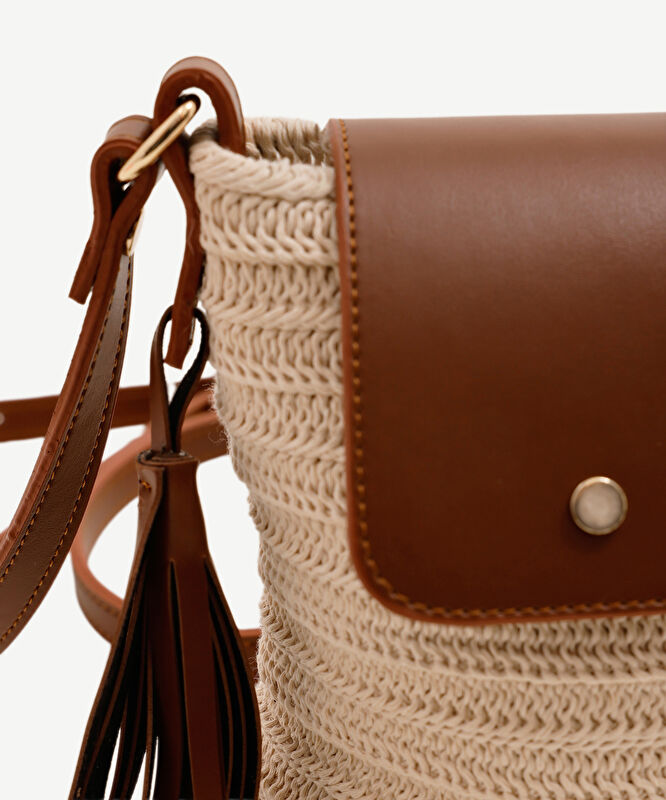 Kumaş Örgülü Küçük Çapraz Çanta