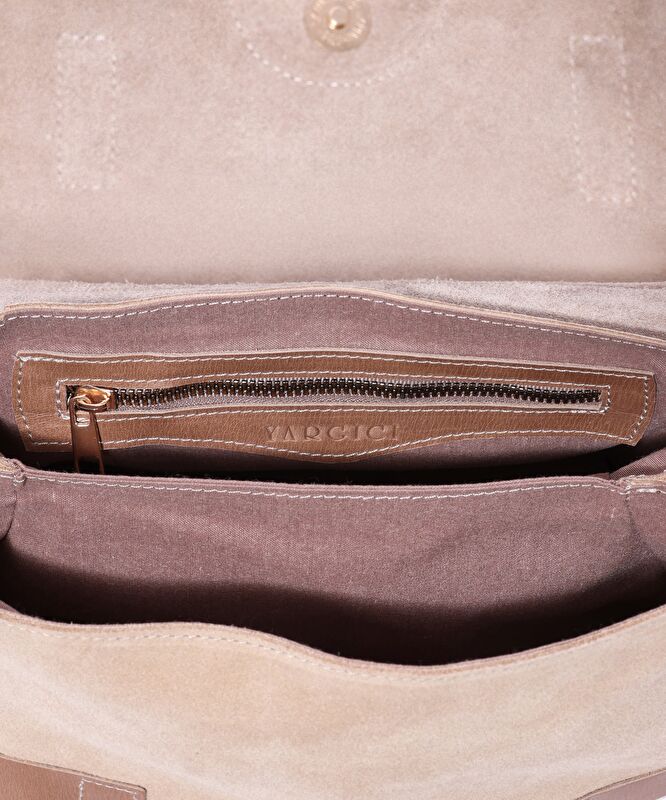 Kapaklı Deri Çapraz Çanta