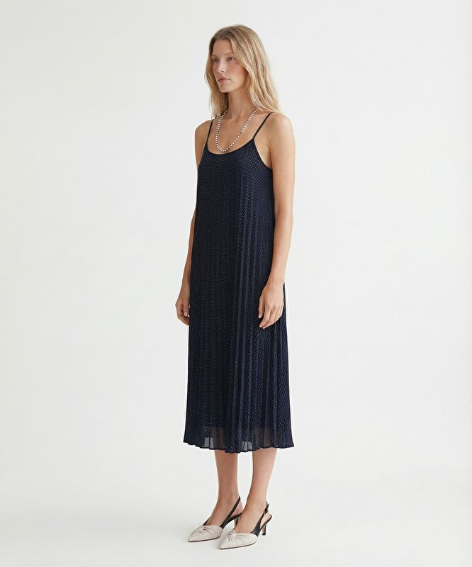 Düz Bisiklet Yaka Askılı Elbise