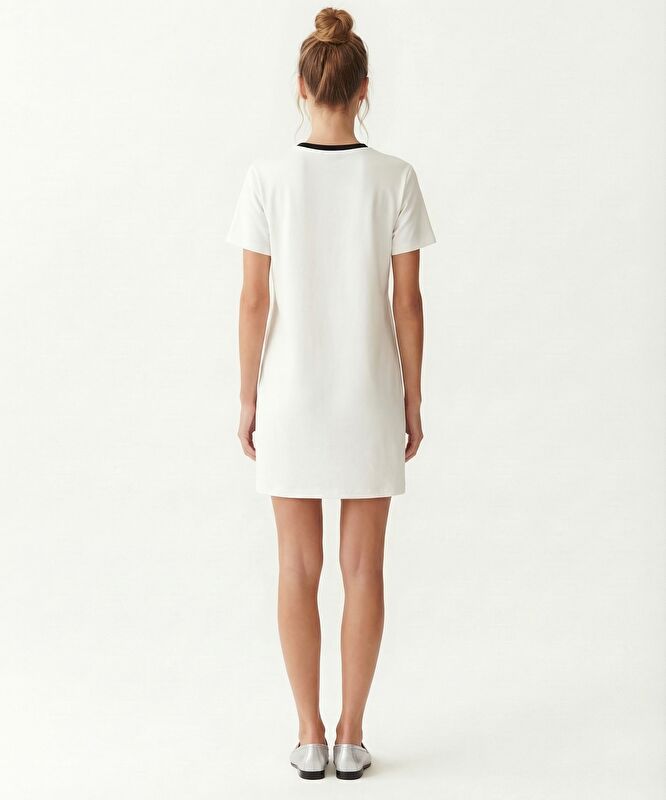 Düz Bisiklet Yaka Kısa Kol Elbise