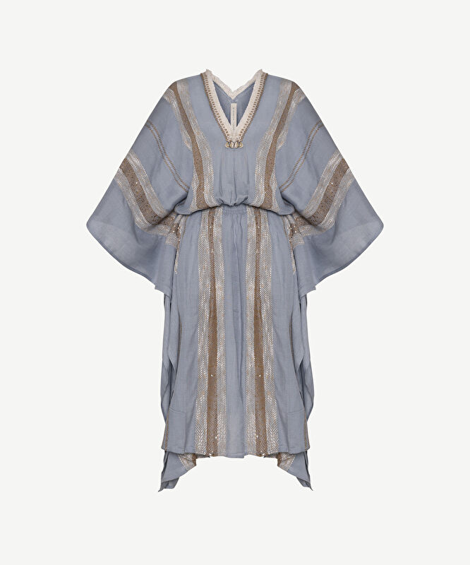 Bol V Yaka Kısa Kol Elbise