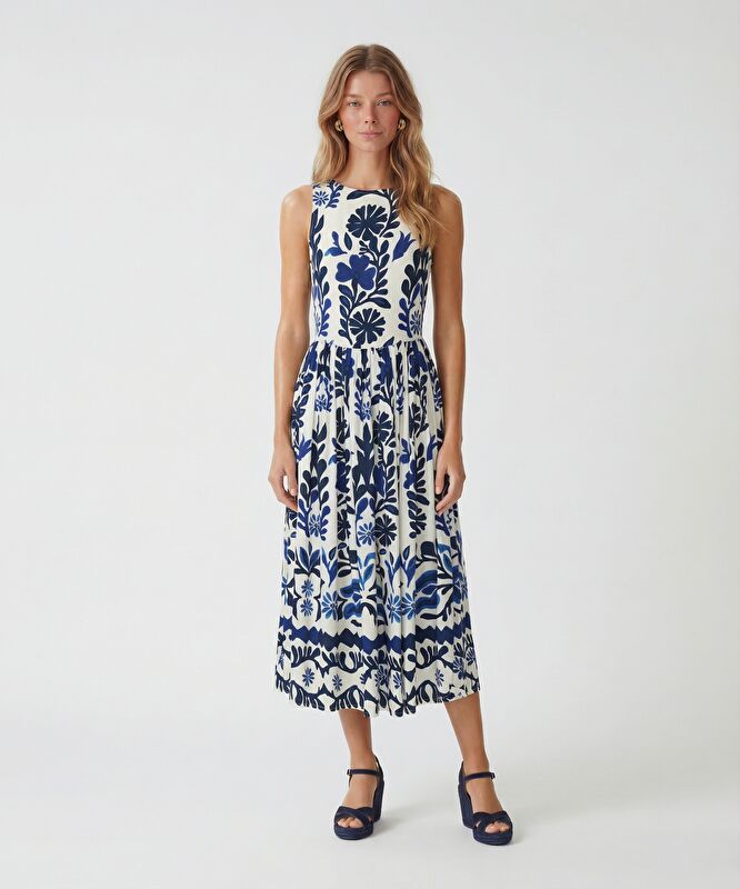 Düz Bisiklet Yaka Kolsuz Elbise