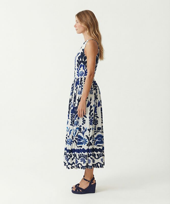 Düz Bisiklet Yaka Kolsuz Elbise