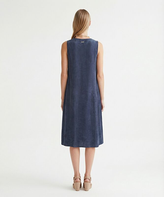 A Form V Yaka Kolsuz Elbise