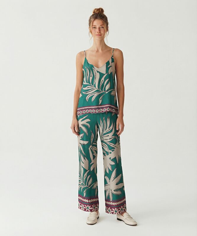 Geniş Normal Bel Pantolon