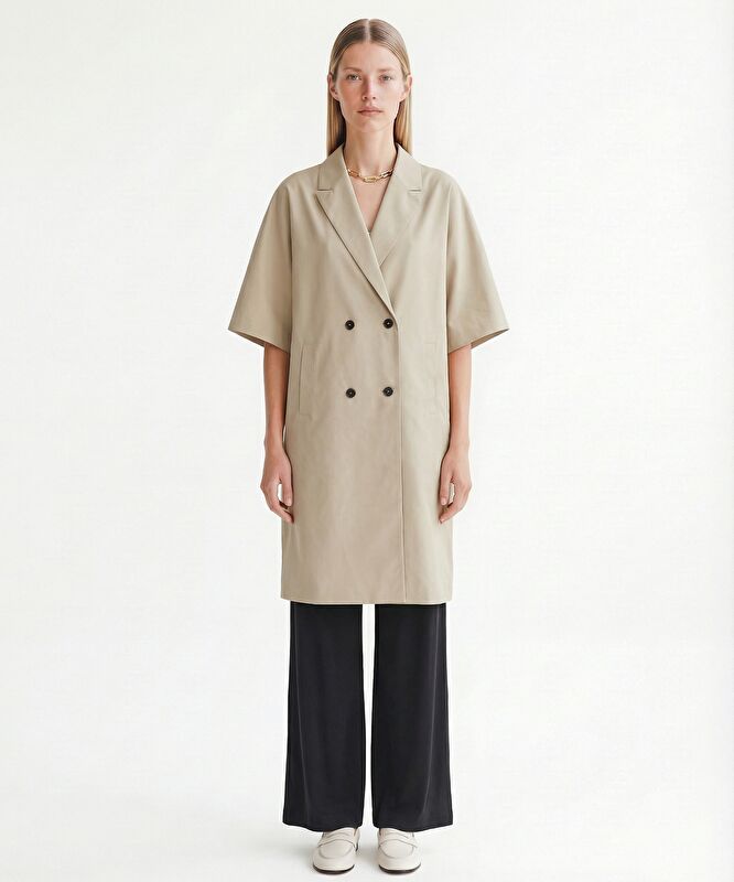 Geniş Ceket Yaka Kısa Kol Pardösü