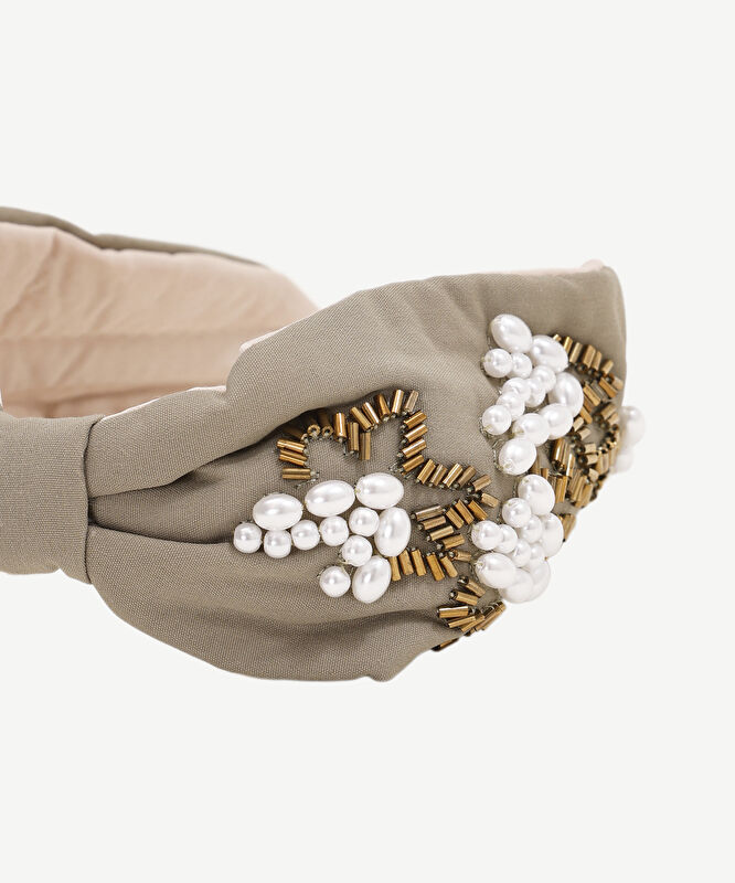 Boncuk İşlemeli Taç