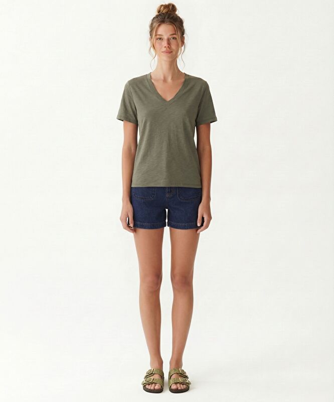 Regular V Yaka Kısa Kol T-shirt