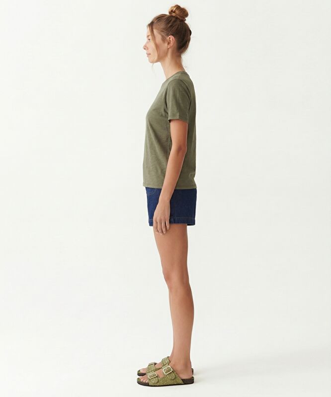 Regular V Yaka Kısa Kol T-shirt