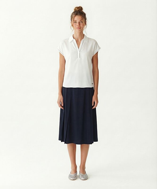 Geniş Polo Yaka Kısa Kol T-shirt