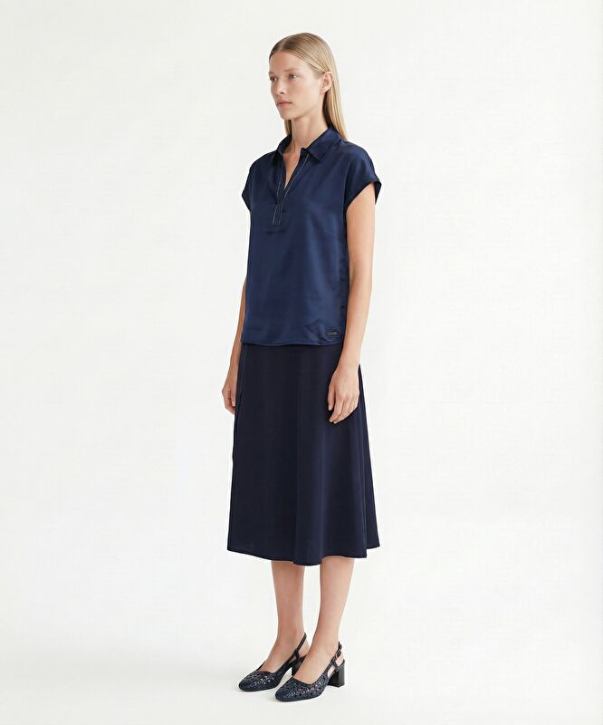 Geniş Polo Yaka Kısa Kol T-shirt