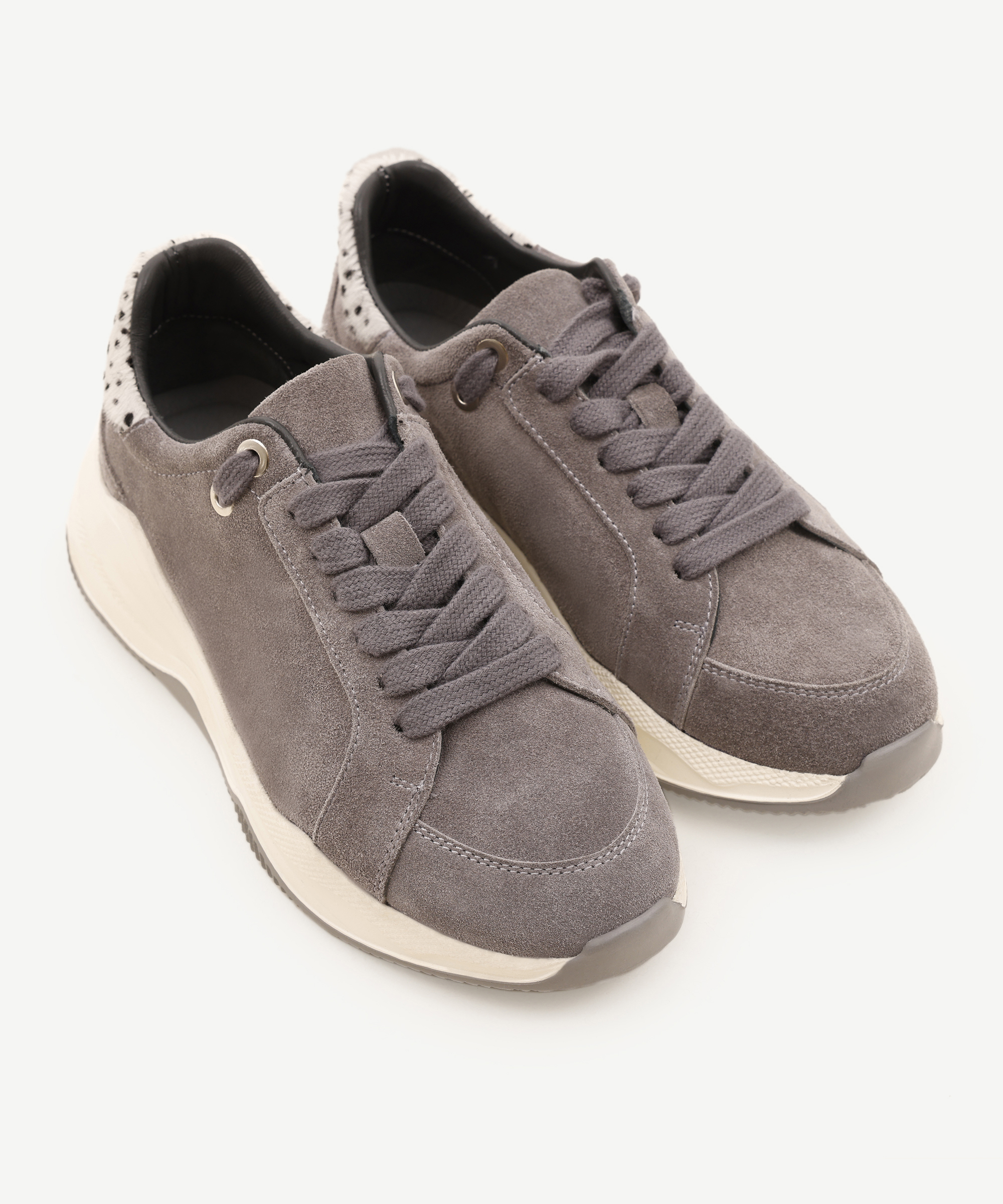 Yargıcı Gri Tay Tüyü Detaylı Deri Sneaker 24KKAY4017X00538 | Yargıcı