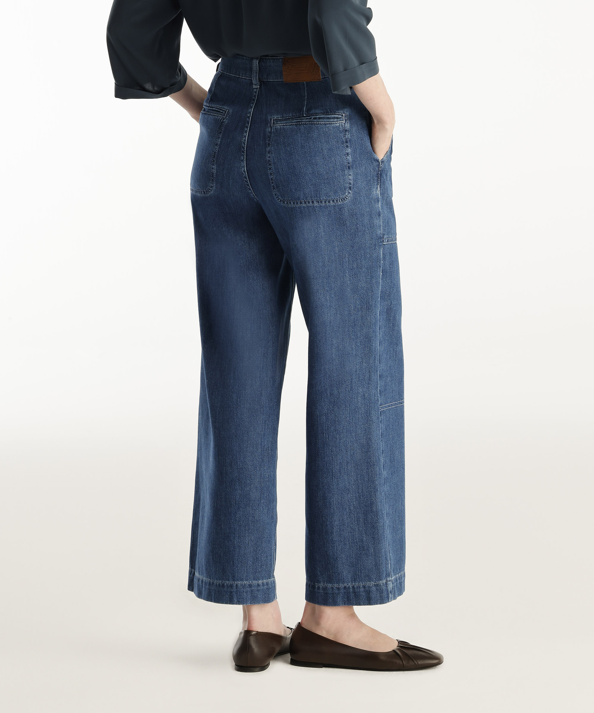 Yargıcı Mavi Dikiş Detaylı Geniş Düz Kesim Yüksek Bel Denim